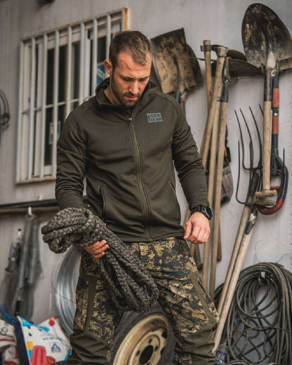 Pine Green Coloured Seeland Tidal Fleece Jacket on Indoor Background
#colour_pine-green