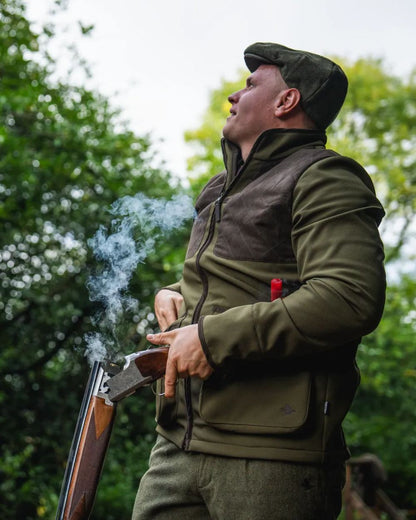 Light Pine Coloured Seeland Mens Wenlock Jacket on outdoor background #colour_light-pine