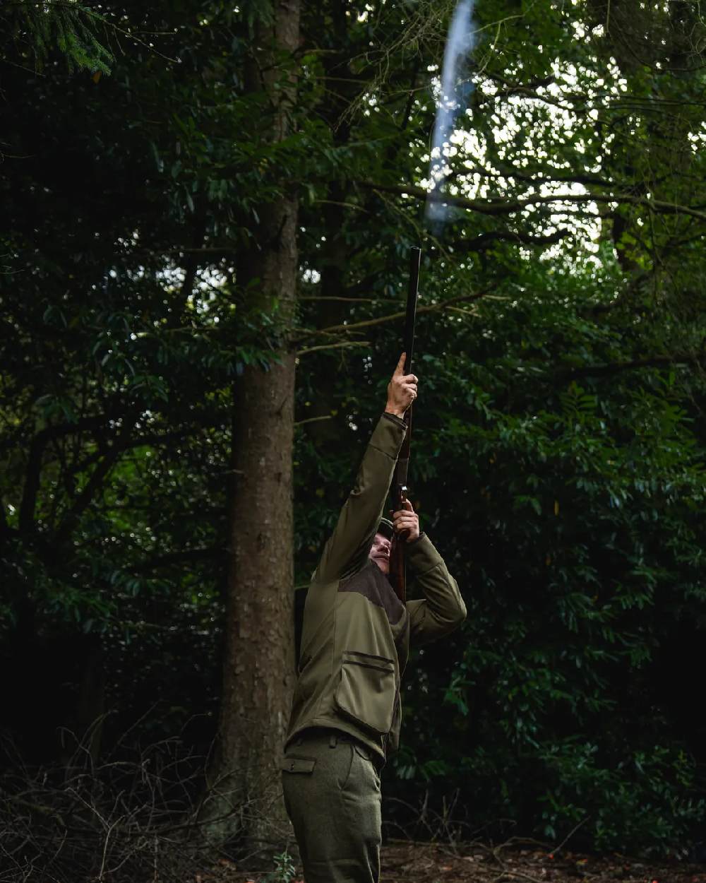 Light Pine Coloured Seeland Mens Wenlock Jacket on outdoor background #colour_light-pine