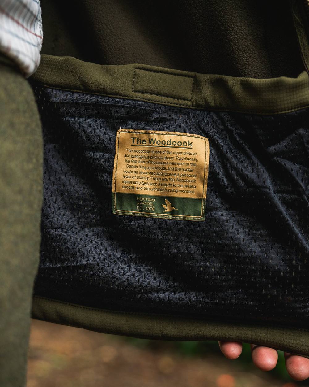 Light Pine Coloured Seeland Mens Wenlock Jacket on outdoor background #colour_light-pine