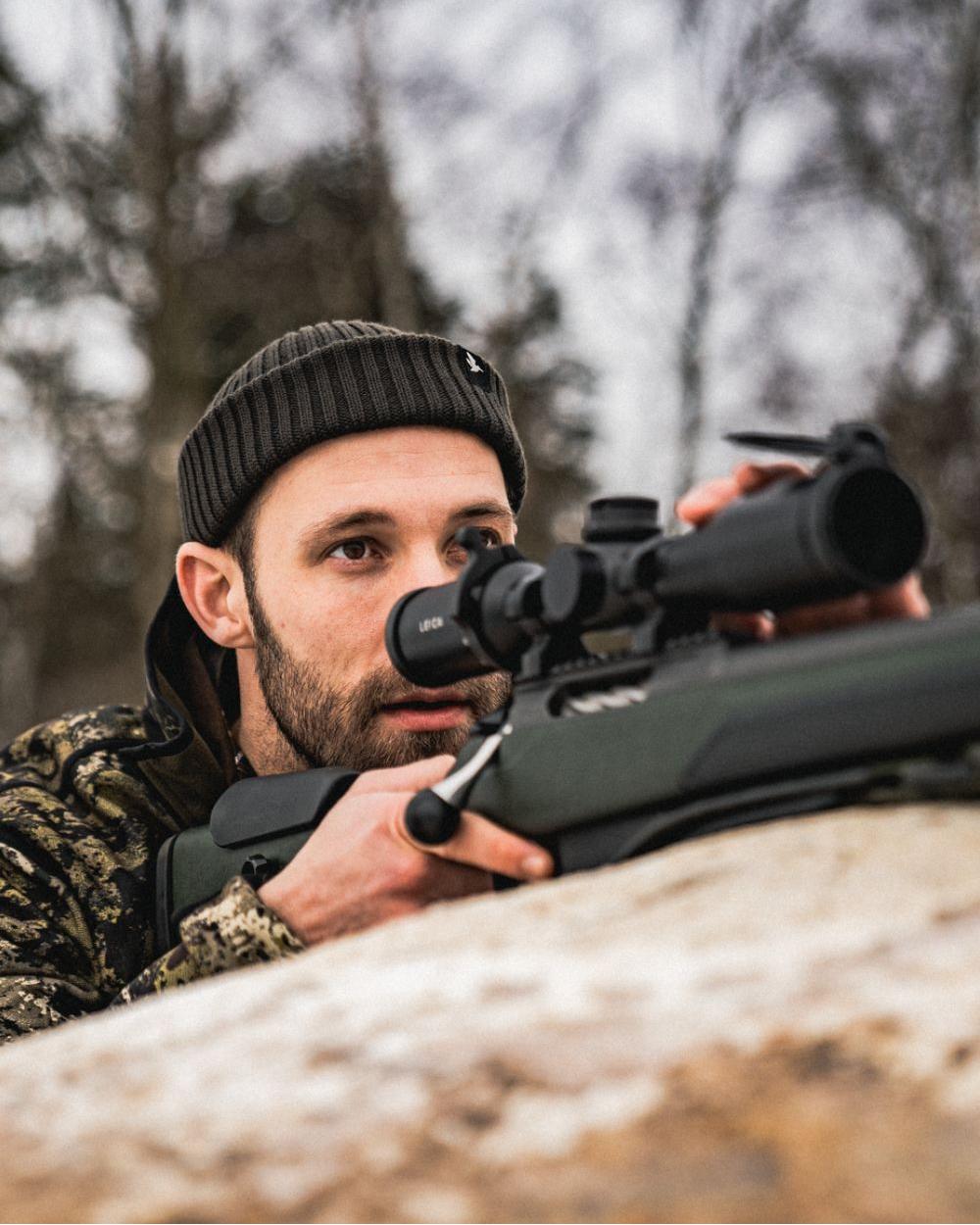 Grizzly Brown Coloured Seeland Norite Beanie on outdoor background #colour_grizzly-brown