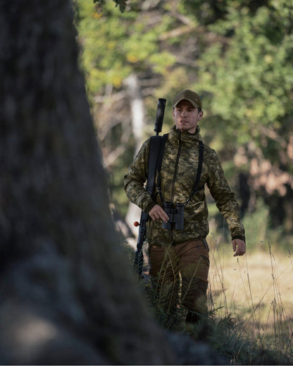 InVis Green Coloured Seeland Power Camo Fleece Jacket on forest background #colour_invis-green