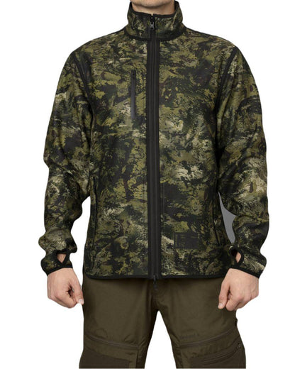 Light Pine InVis Green Coloured Seeland Rogue Reversible Fleece Jacket on white background #colour_light-pine-invis-green