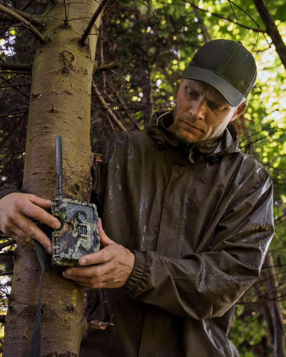 Pine Green Coloured Seeland Taxus Rain Set on outdoor background #colour_pine-green