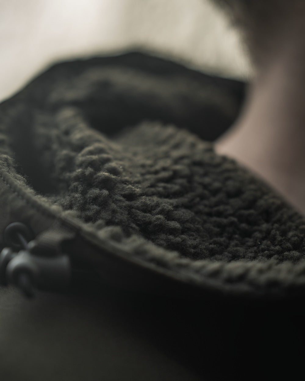 Grizzly Brown Coloured Seeland Thaw Fleece Jacket on outdoor background #colour_grizzly-brown