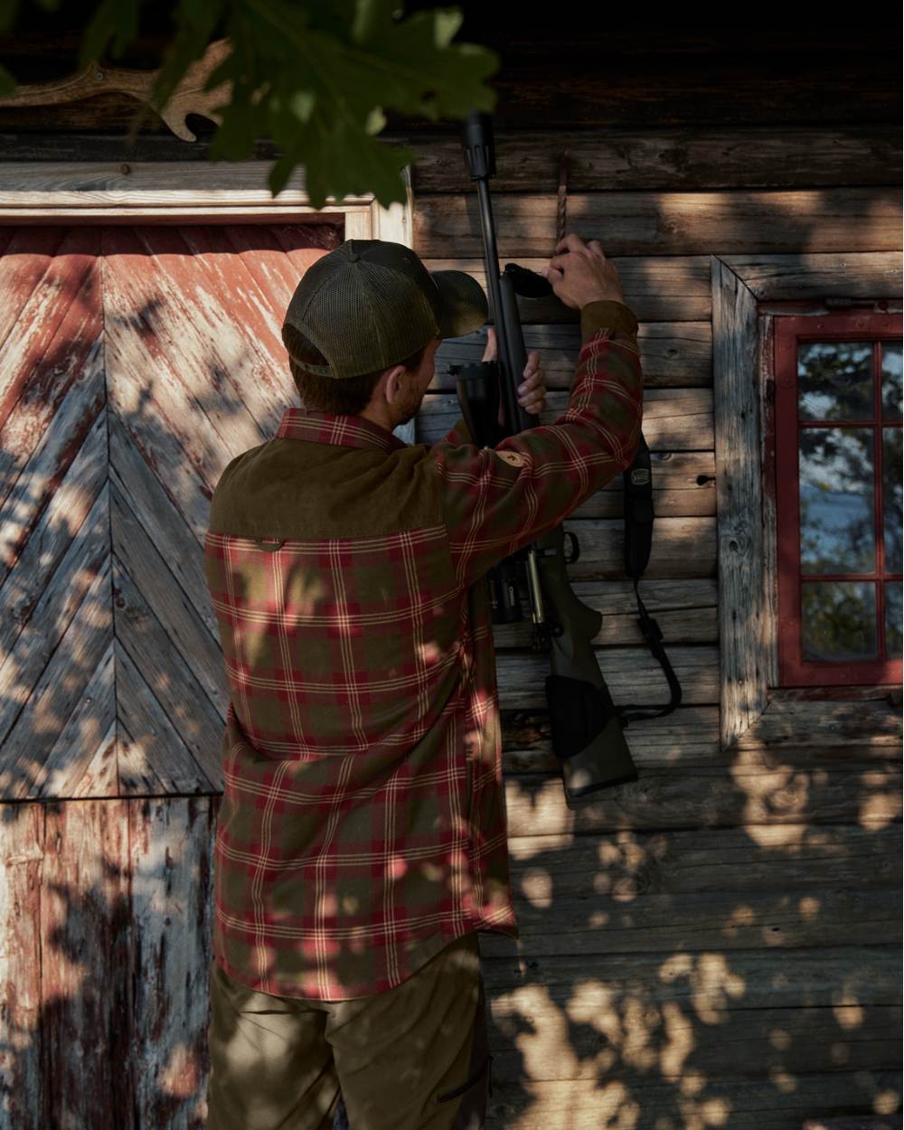 Red Check Coloured Seeland Vancouver Shirt on outdoor background #colour_red-check