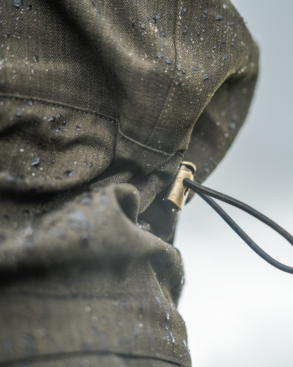 Light Pine Coloured Seeland Womens Highpoint Harriet Jacket on outdoor background #colour_light-pine