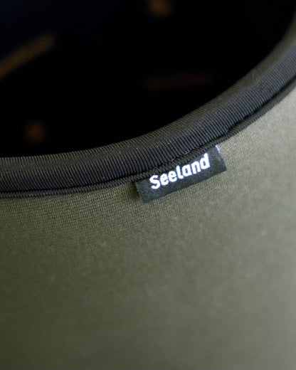 Pine Green Coloured Seeland Womens Hillside Flex Wellingtons on white background #colour_pine-green