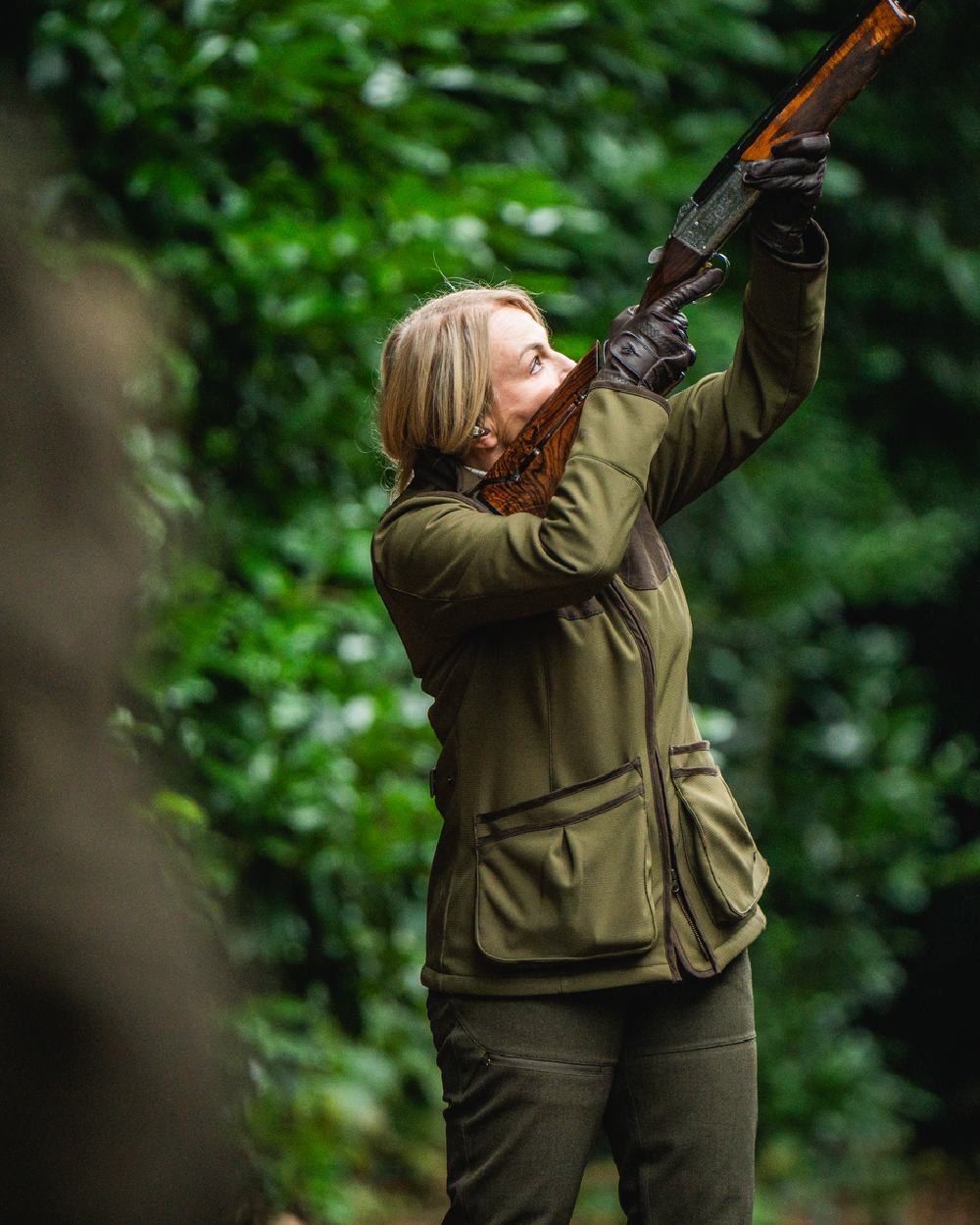 Light Pine Coloured Seeland Womens Wenlock Faye Jacket on outdoor background #colour_light-pine