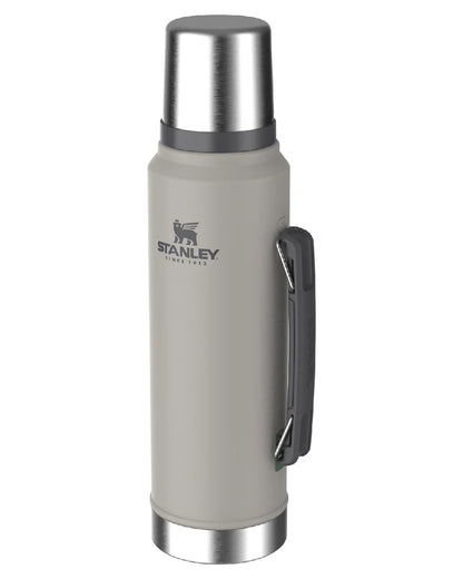 Ash coloured Stanley Classic Legendary  Bottle 1.0L on white background #colour_ash