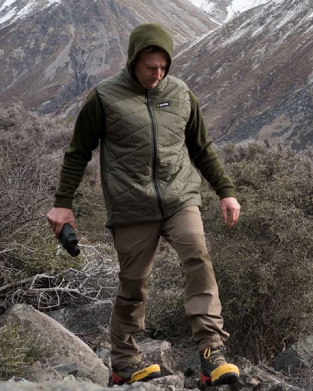 Ranger Coloured Swazi Mens Chamois Lightweight Insulation Vest on outdoor background #colour_ranger