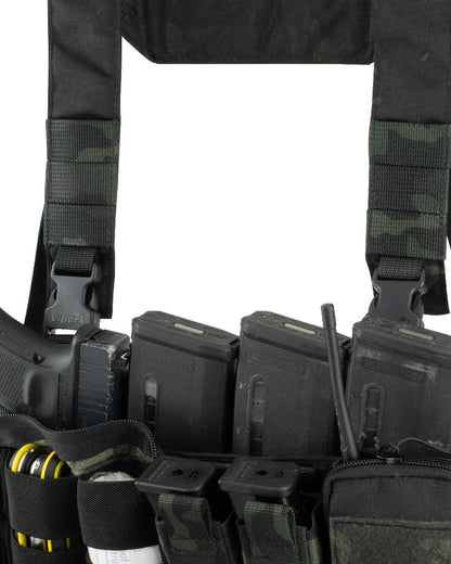 VCAM Black Coloured Viper VX Buckle Up Ready Rig on white background #colour_vcam-black