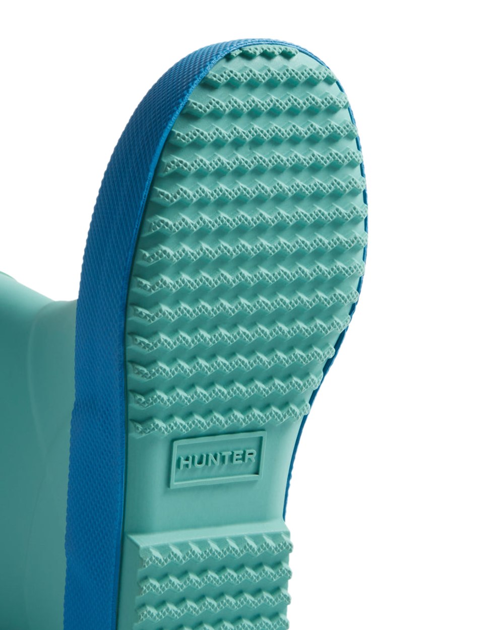 Pool Blue Blue Bottle Coloured Hunter Kids First Classic Wellington Boots on White Background
#colour_pool-blue-blue-bottle