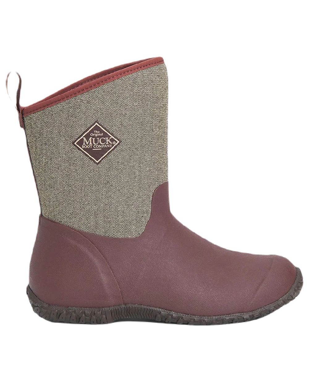 Raisin Coloured Muck Boots Womens Muckster II Mid Wellingtons On A White Background #colour_raisin
