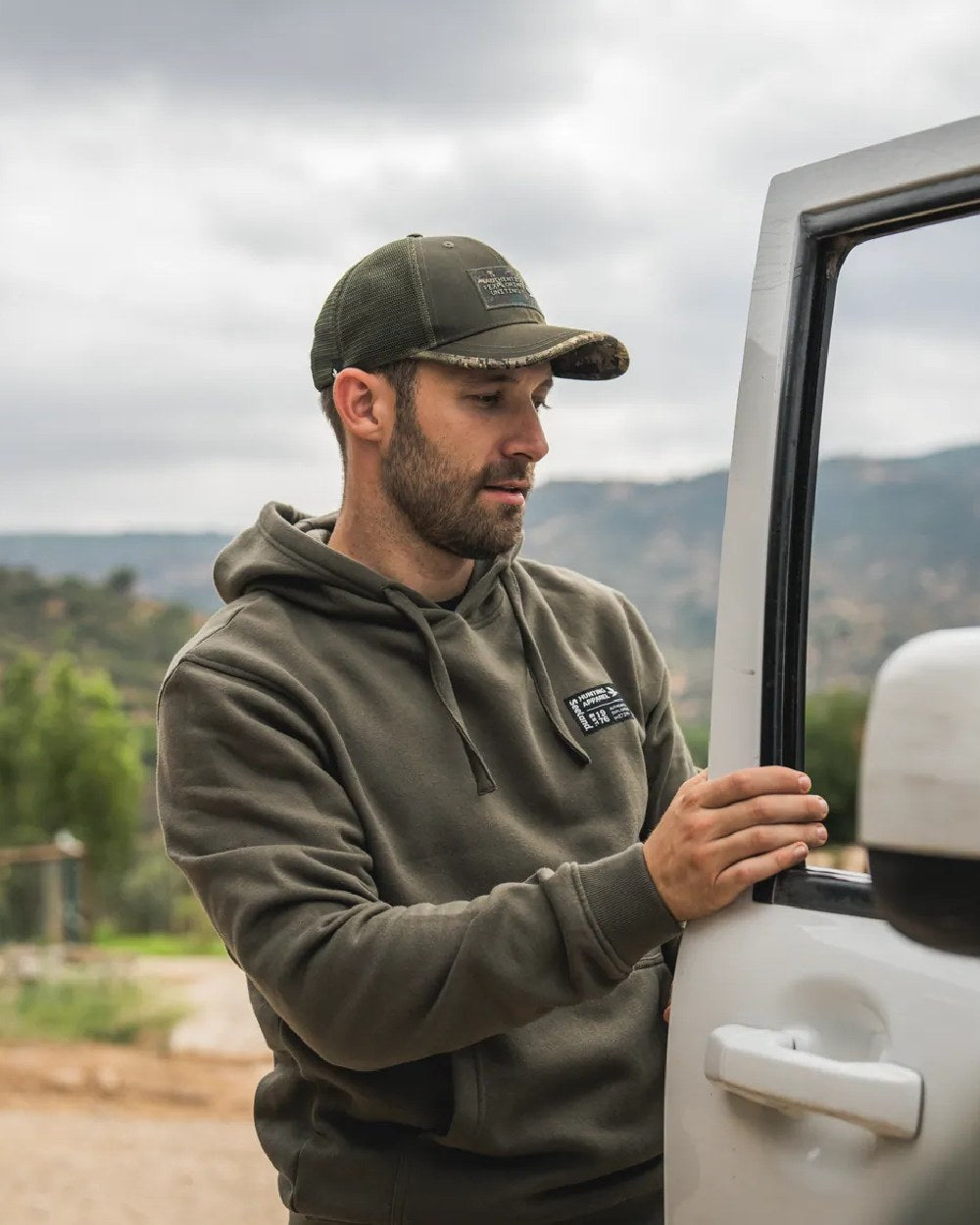 Grape Leaf Coloured Seeland Delta Hoodie on Outdoor Background
#colour_grape-leaf