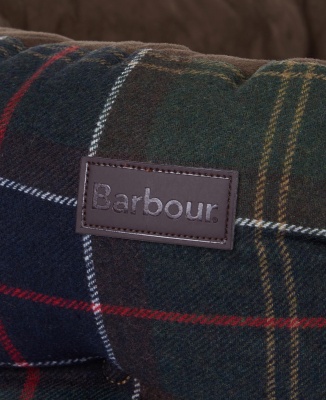 Barbour 35in Luxury Dog Bed